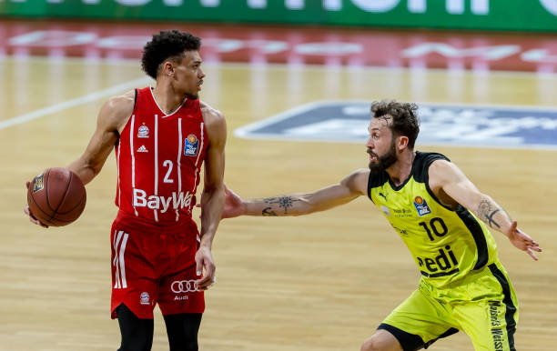 她的移动速 她的移动速