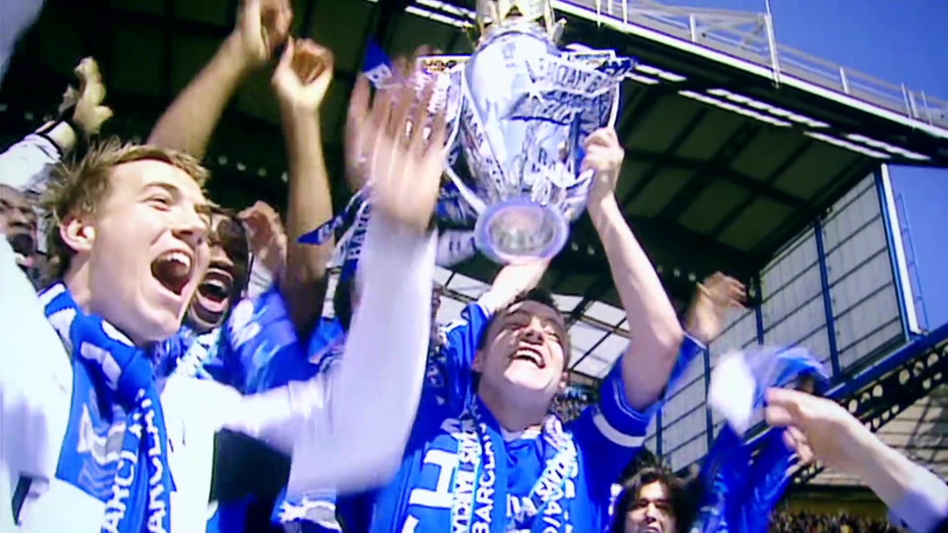 他们经过系 他们经过系