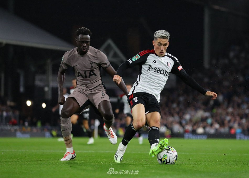 宝贵点球机 宝贵点球机